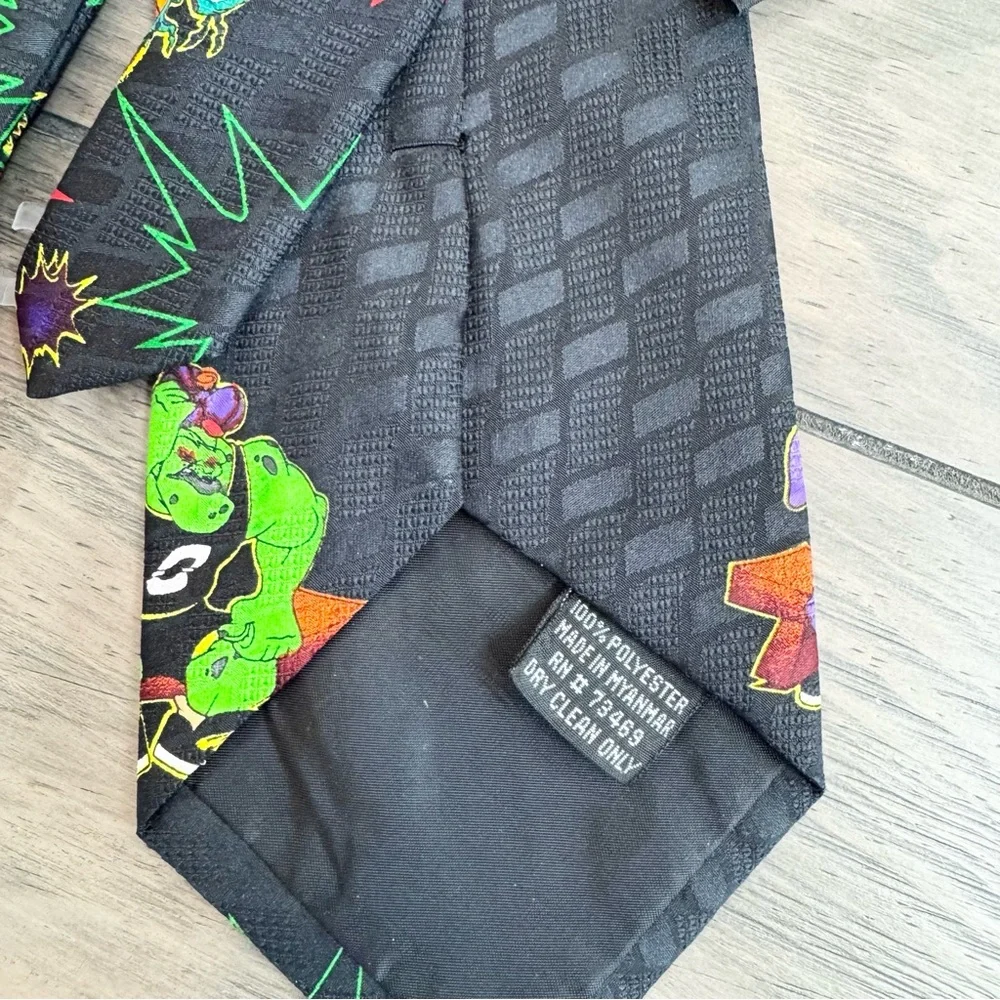 Vintage 90’s SPACE JAM Warner Bros Looney Tunes Men’s Tie - Black